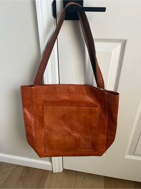Classic Leather Tote Bag in Cognac - Beringer Brand